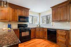 16 CARMICHAEL CRESCENT | Collingwood Ontario | Slide Image Eighteen