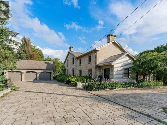 768 BON ACCORD STREET Fergus Ontario, N1M 3A5 - 4 Bedrooms Waterfront Home For sale