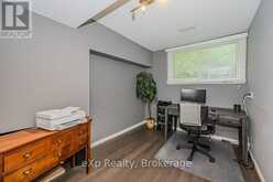 8 MALVERN CRESCENT | Guelph Ontario | Slide Image Thirty