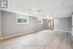 8 MALVERN CRESCENT | Guelph Ontario | Slide Image Thirty-four