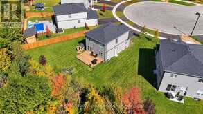 33 WHITEHORN PARK ROAD W | Bracebridge Ontario | Slide Image Thirty-three