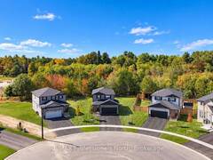 33 WHITEHORN PARK ROAD W Bracebridge Ontario, P1L 1W9