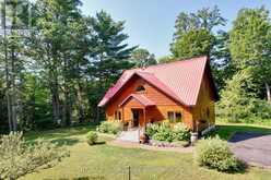 242 DEER LAKE ROAD | Huntsville Ontario | Slide Image Two