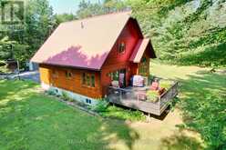 242 DEER LAKE ROAD | Huntsville Ontario | Slide Image Five