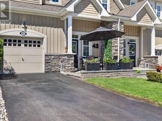 42 COURTING HOUSE PLACE Georgina Ontario, L0E 1L0 - 3 Bedrooms Waterfront Condo For Sale