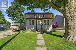 122 FULTON STREET | Clinton Ontario | Slide Image One
