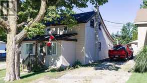 122 FULTON STREET | Clinton Ontario | Slide Image Thirty-three