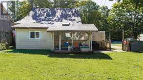 122 FULTON STREET | Clinton Ontario | Slide Image Thirty-four