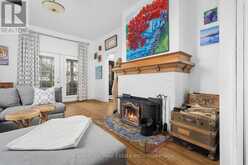 5 LORNE STREET N | Huntsville Ontario | Slide Image Seventeen