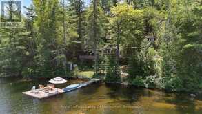 1481 UNIVERSAL ROAD | Haliburton Ontario | Slide Image Forty-one