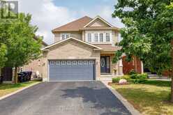 7 KAYLA CRESCENT | Collingwood Ontario | Slide Image Three