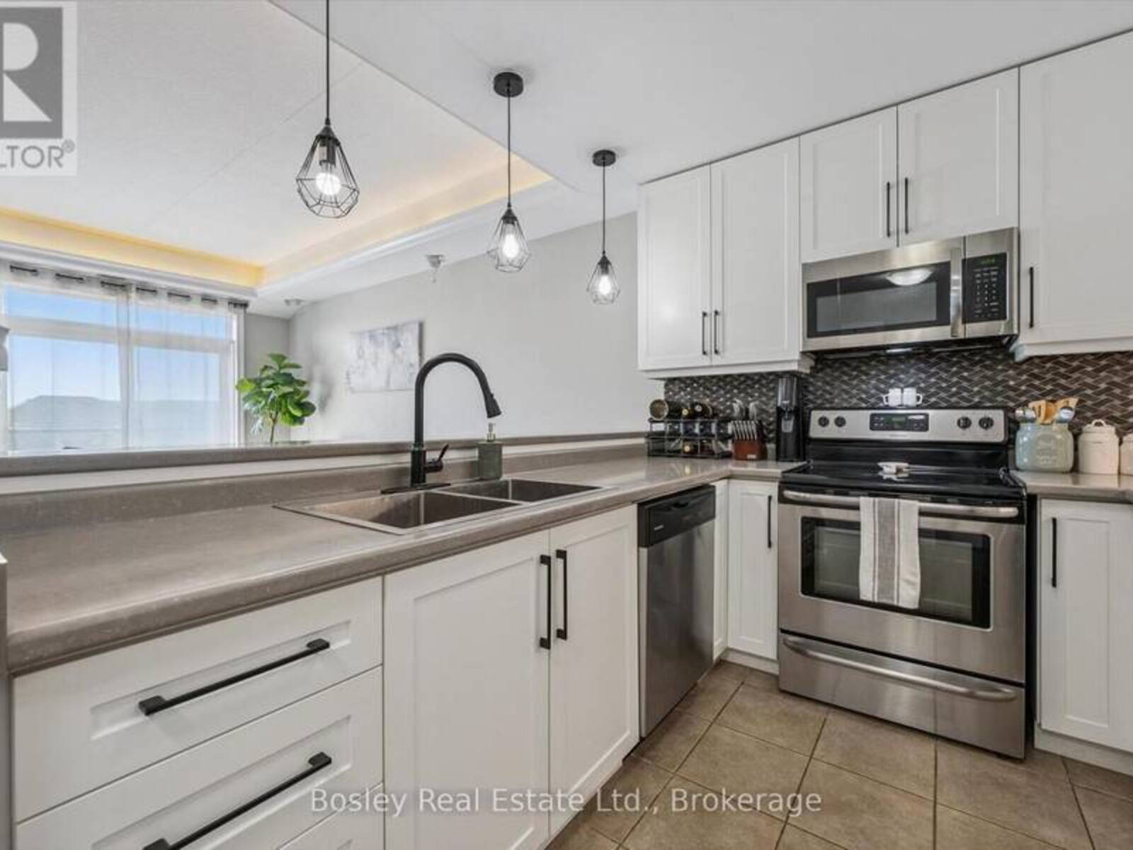 314 - 2 COLONIAL DRIVE, Guelph, Ontario N1L 0K8
