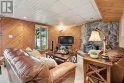 1082 KAWAGAMA LAKE ROAD | Lake of Bays Ontario | Slide Image Twenty-seven