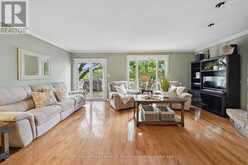 1082 KAWAGAMA LAKE ROAD | Lake of Bays Ontario | Slide Image Four
