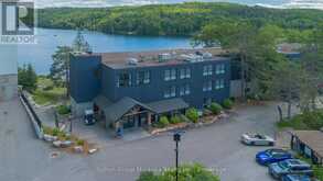 302 - 302 BAYSHORE - DEERHURST DRIVE | Huntsville Ontario | Slide Image Sixteen