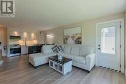 54 - 54-305 DEERHURST, SUMMIT LODGE DRIVE | Huntsville Ontario | Slide Image Four