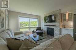 54 - 54-305 DEERHURST, SUMMIT LODGE DRIVE | Huntsville Ontario | Slide Image Six