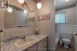 1077 MISTY LANE | Gravenhurst Ontario | Slide Image Thirteen