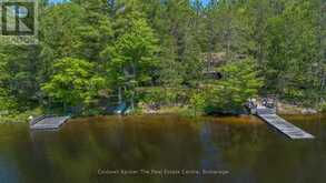 1077 MISTY LANE | Gravenhurst Ontario | Slide Image Three
