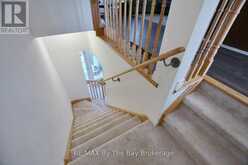 16 VILLAGE GATE DRIVE | Wasaga Beach Ontario | Slide Image Thirteen