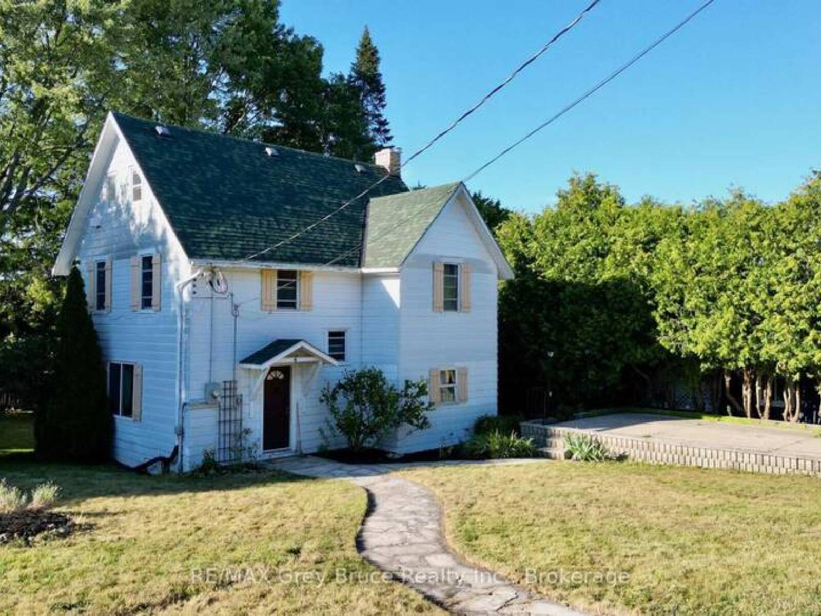 4 MILL STREET, Lion's Head, Ontario N0H 1W0