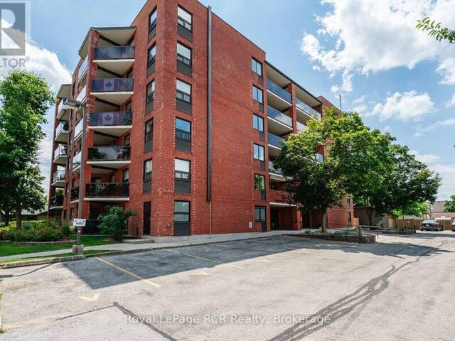 606 - 536 11TH AVENUE Hanover Ontario, N4N 2S4 - 2 Bedrooms Condo For Sale