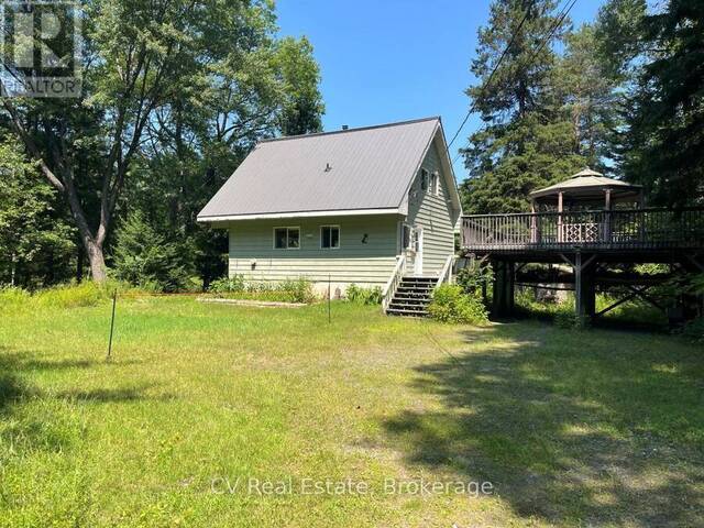 341 OLD NORTH ROAD Huntsville Ontario, P1H 2J4 - 3 Bedrooms Waterfront Home For sale