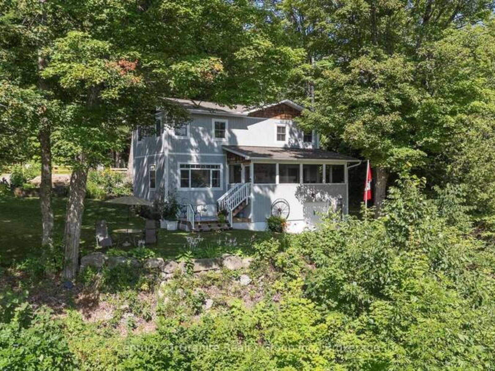 1013 NEILBURG DRIVE, Highlands East, Ontario K0L 3C0