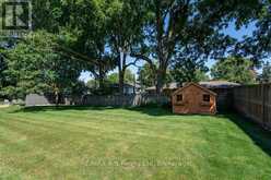 174 NEAL AVENUE | Stratford Ontario | Slide Image Sixteen