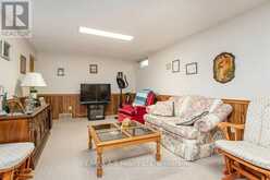 174 NEAL AVENUE | Stratford Ontario | Slide Image Thirty-seven