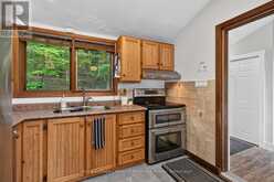 1008 SEVEN DWARFS CRESCENT | Bracebridge Ontario | Slide Image Nineteen