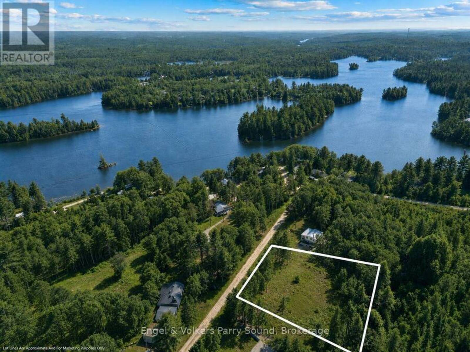 40 MILLER DRIVE, McDougall, Ontario P2A 2W7