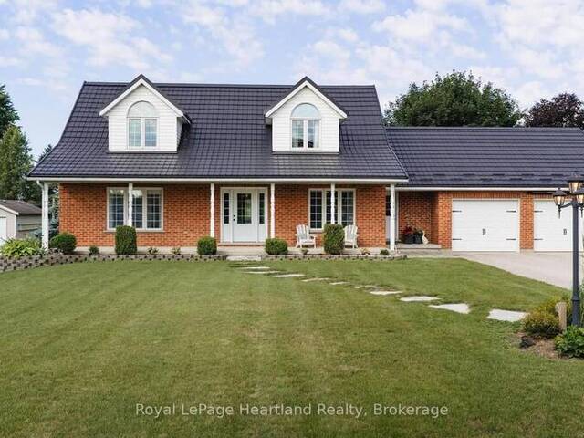 176 MCFARLIN DRIVE Mount Forest Ontario, N0G 2L0 - 3 Bedrooms Home For Sale