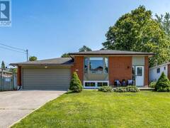 475 ATHABASKA STREET Tay Ontario, L0K 1R0