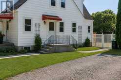 9 HOUDEN STREET | Elmvale Ontario | Slide Image Two