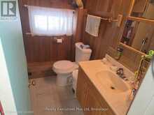 15 BARRIE STREET | Sundridge Ontario | Slide Image Nine