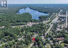 180 LOFTY PINES CRESCENT | Gravenhurst Ontario | Slide Image Ten