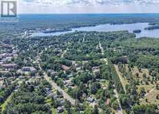 180 LOFTY PINES CRESCENT | Gravenhurst Ontario | Slide Image Eleven