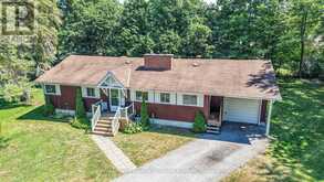 180 LOFTY PINES CRESCENT | Gravenhurst Ontario | Slide Image Two