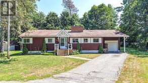 180 LOFTY PINES CRESCENT | Gravenhurst Ontario | Slide Image Three
