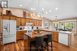 1044 ELK DRIVE | Haliburton Ontario | Slide Image Eight