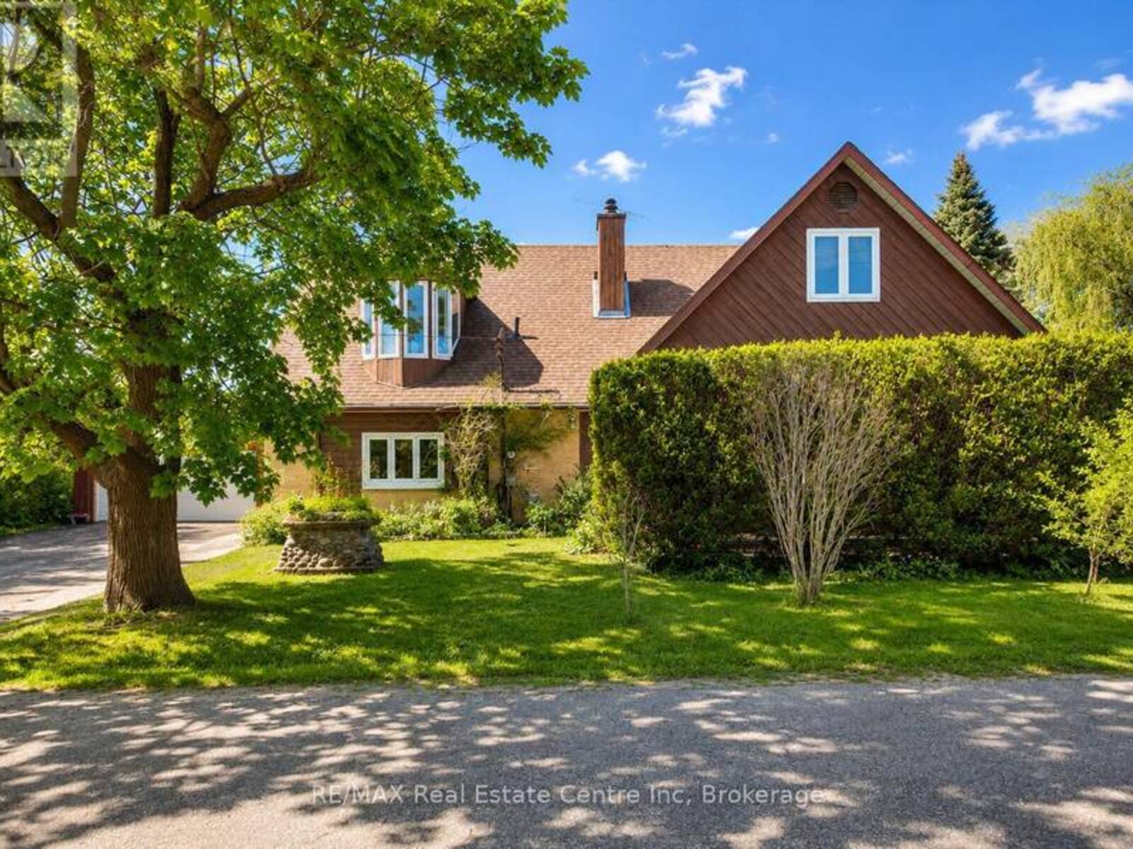 6594 FORESTELL ROAD, Guelph, Ontario N1H 6J3