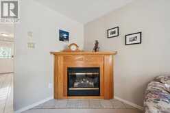 63 BOULDER CRESCENT | Guelph Ontario | Slide Image Ten