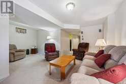 63 BOULDER CRESCENT | Guelph Ontario | Slide Image Thirty