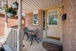 63 BOULDER CRESCENT | Guelph Ontario | Slide Image Four