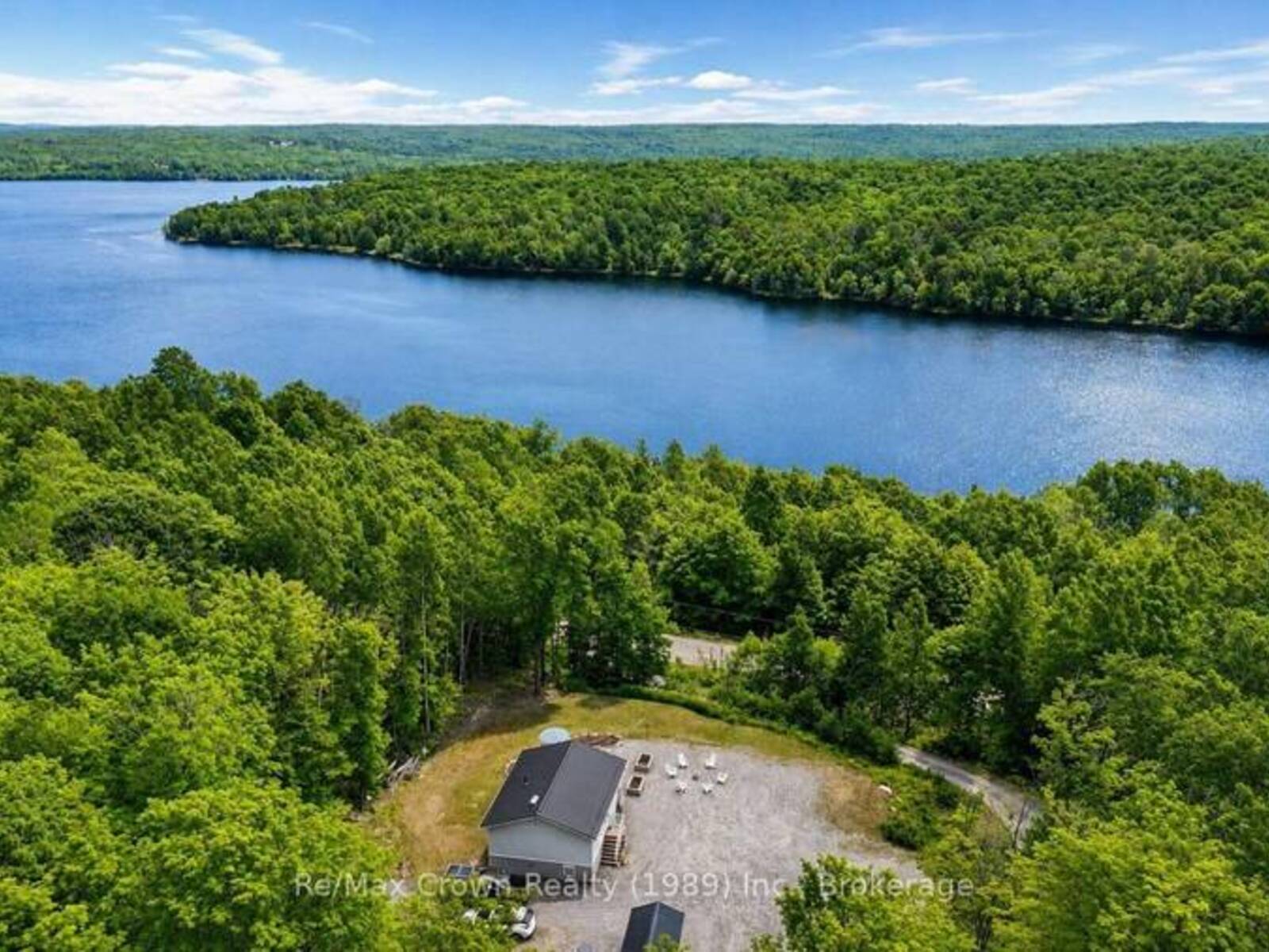 1052 LIMBERLOST POINT ROAD, Parry Sound, Ontario P0H 2R0