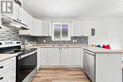 413 IRWIN STREET | Midland Ontario | Slide Image Eight