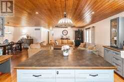 1185 MIRIAM DRIVE | Bracebridge Ontario | Slide Image Thirteen