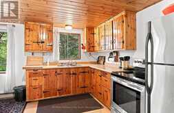 2183 TRAPPER'S TRAIL | Haliburton Ontario | Slide Image Five
