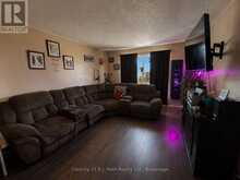 59 THERRIEN COURT | Penetanguishene Ontario | Slide Image Three